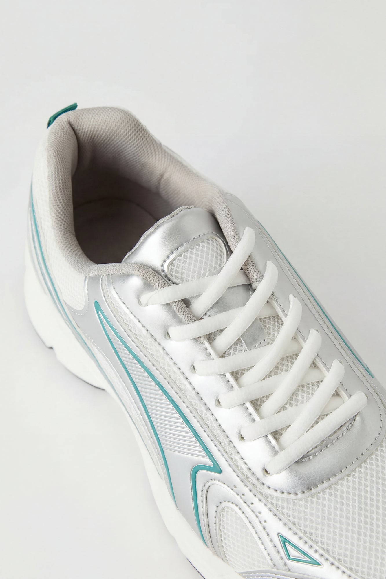 Chunky Running Shoe