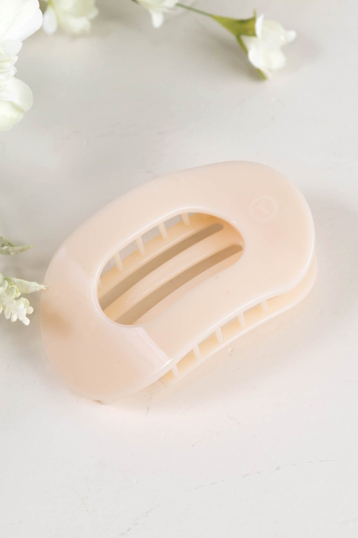 Almond Beige Flat Round Hair Clip