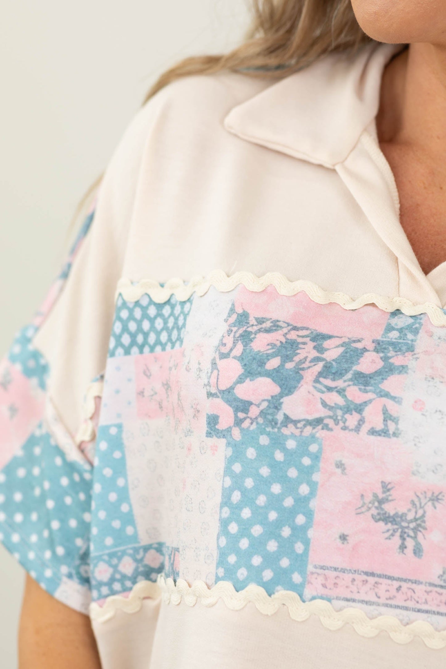 Beige Collared Floral Patchwork Knit Top