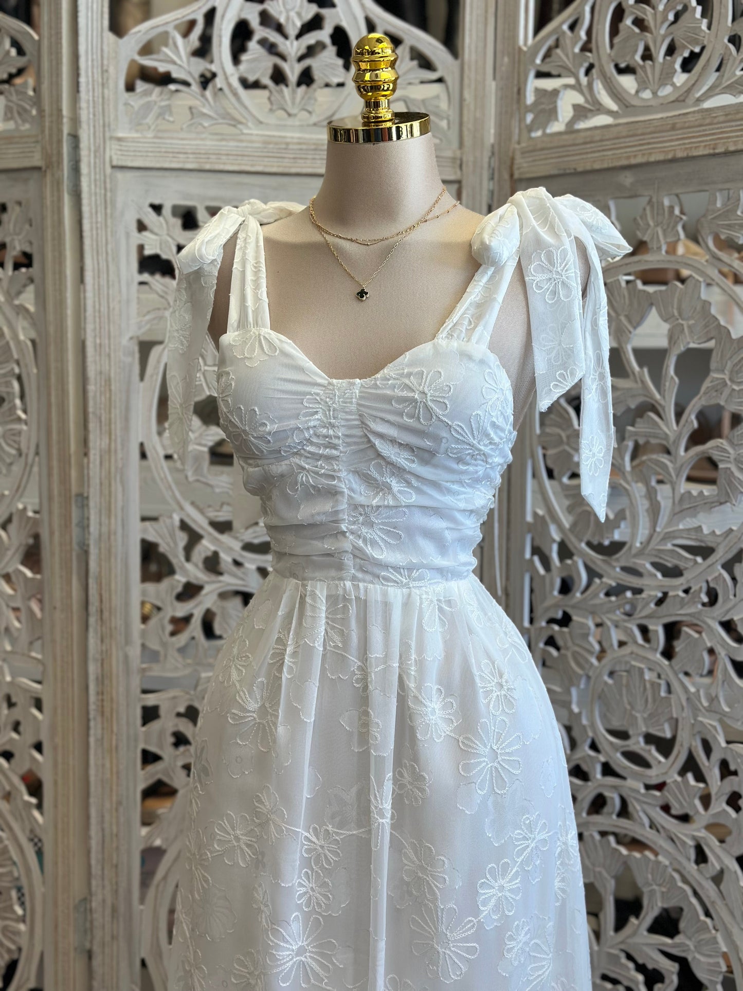 Ribbon Strap Embroidrered Dreamy Dress- Stretchy, Estira