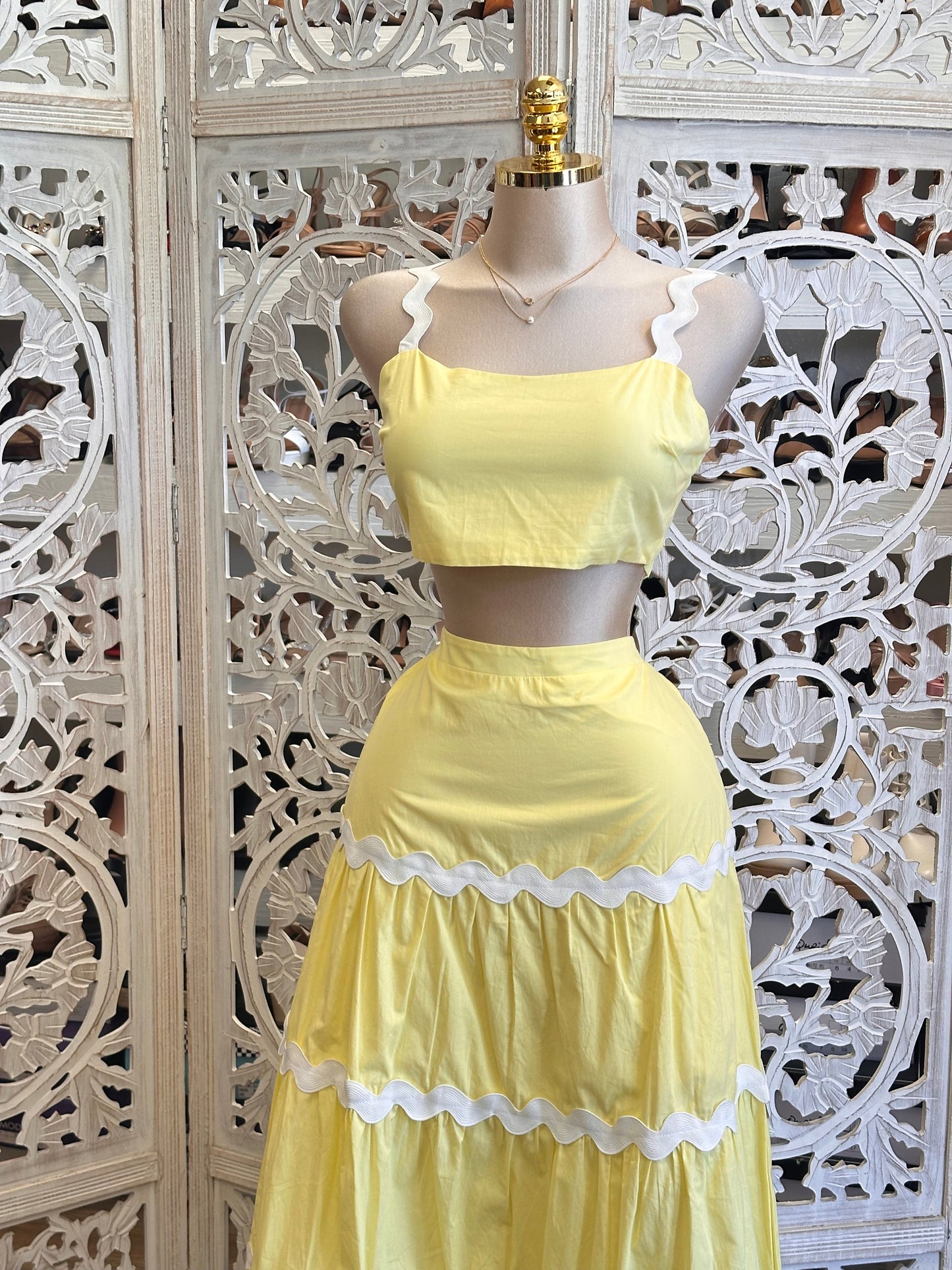 Yellow Squiggly Pattern Set- Not Stretchy, No Estira