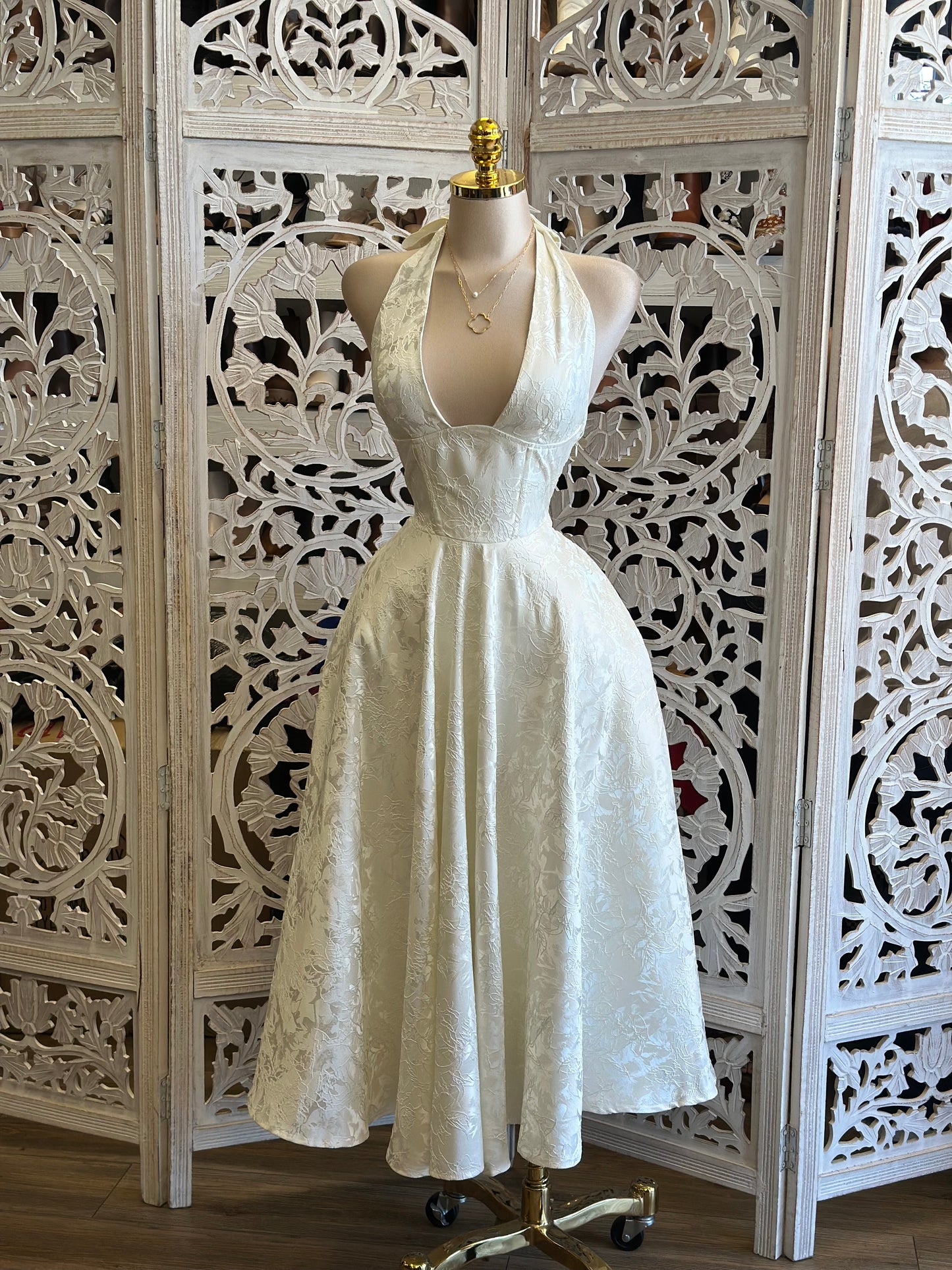 Pearl Flare Embroidered Midi Dress- Not Stretchy, No Estira