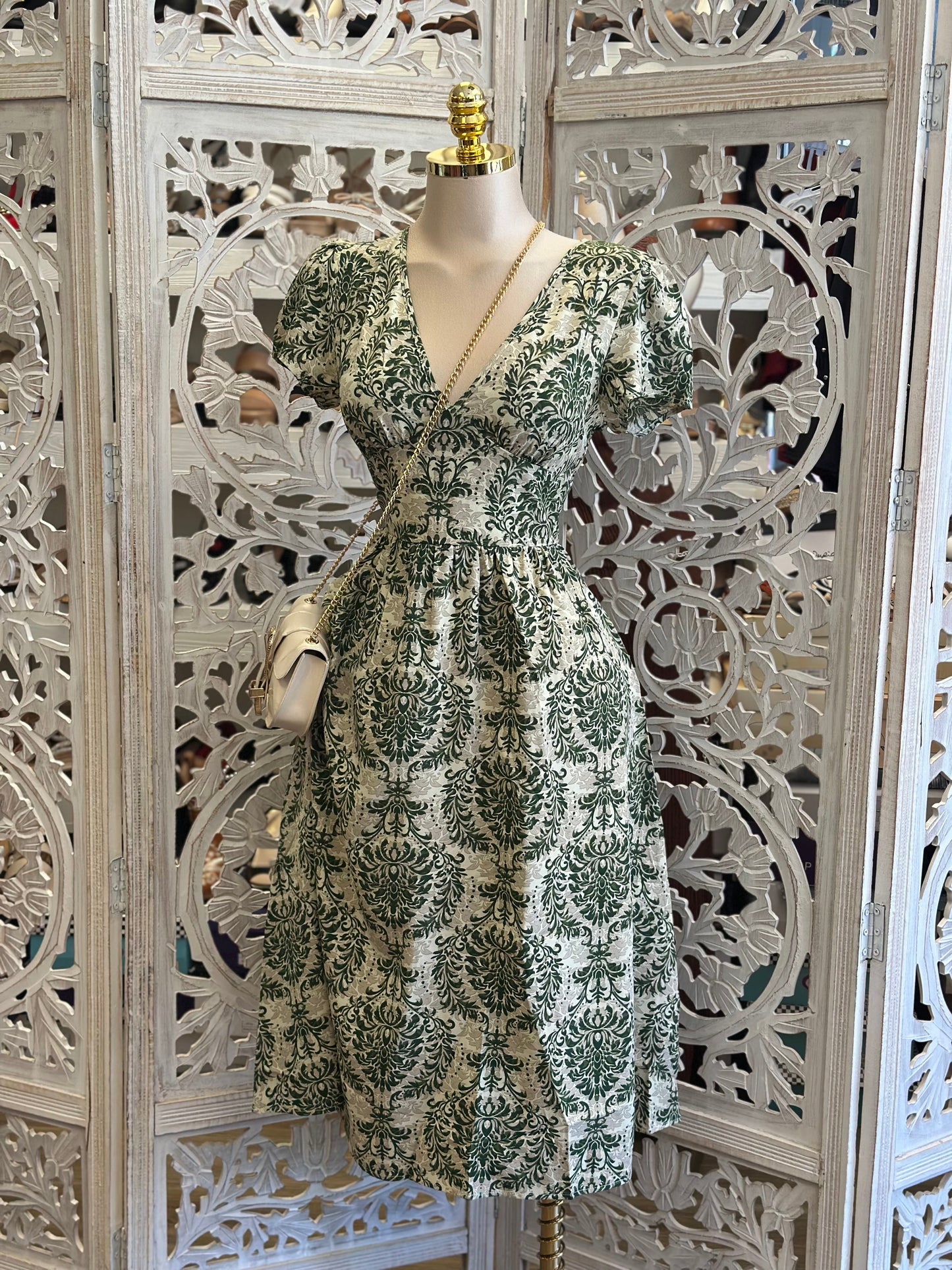 Green Pattern Midi Dress- Slightly Stretchy, Estira Poco