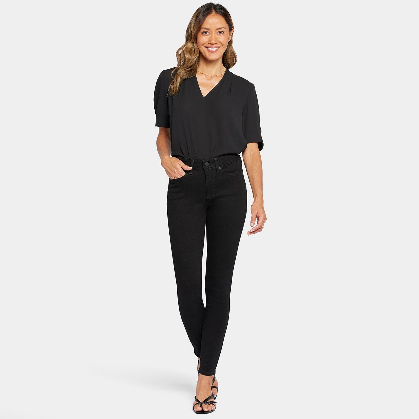 Ami Skinny Jeans In Tall - Black