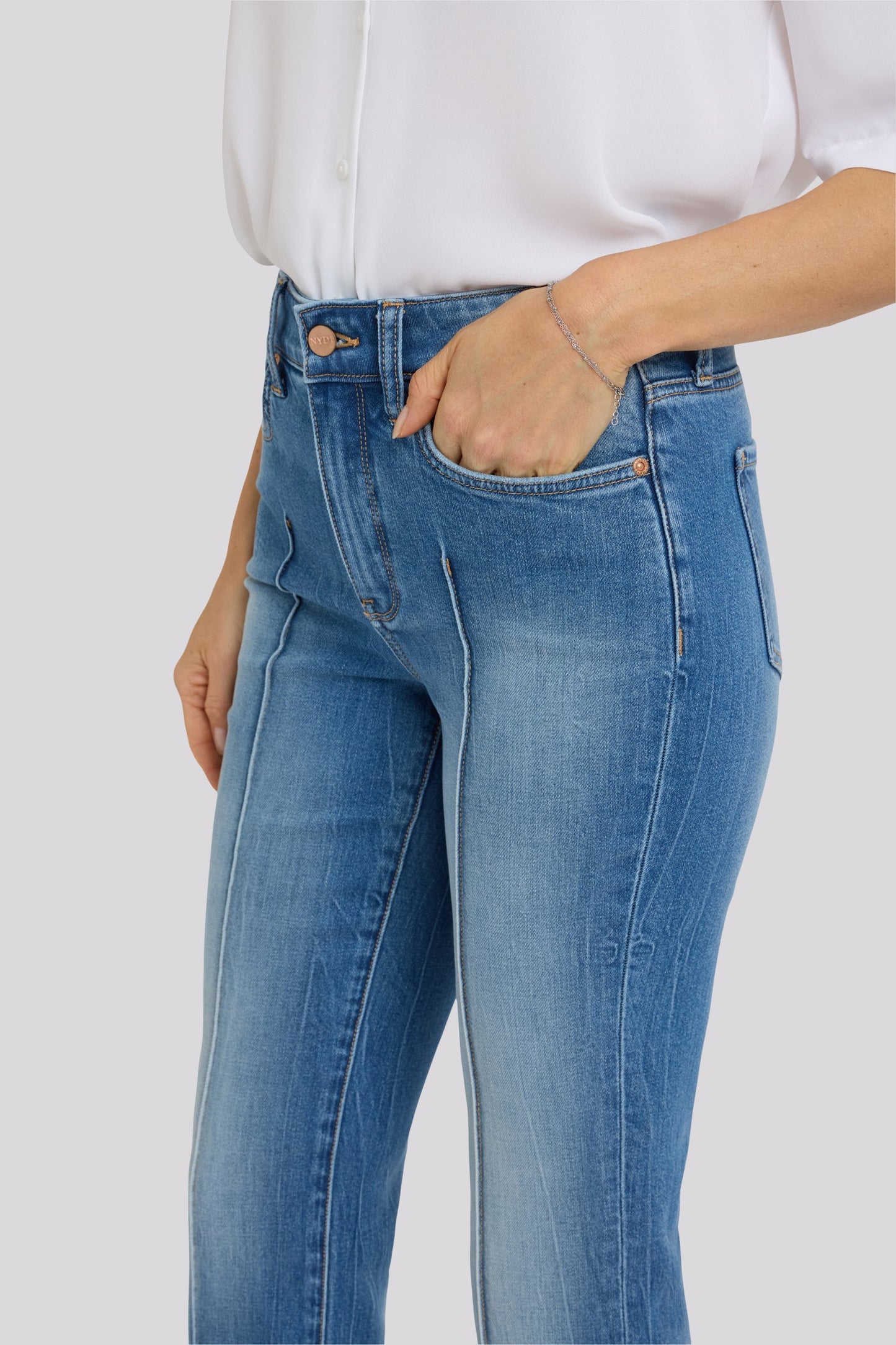 Marilyn Straight Jeans - Pacifica