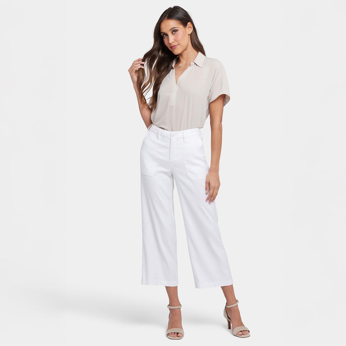 Wide Leg Cargo Capri Pants In Petite - Optic White