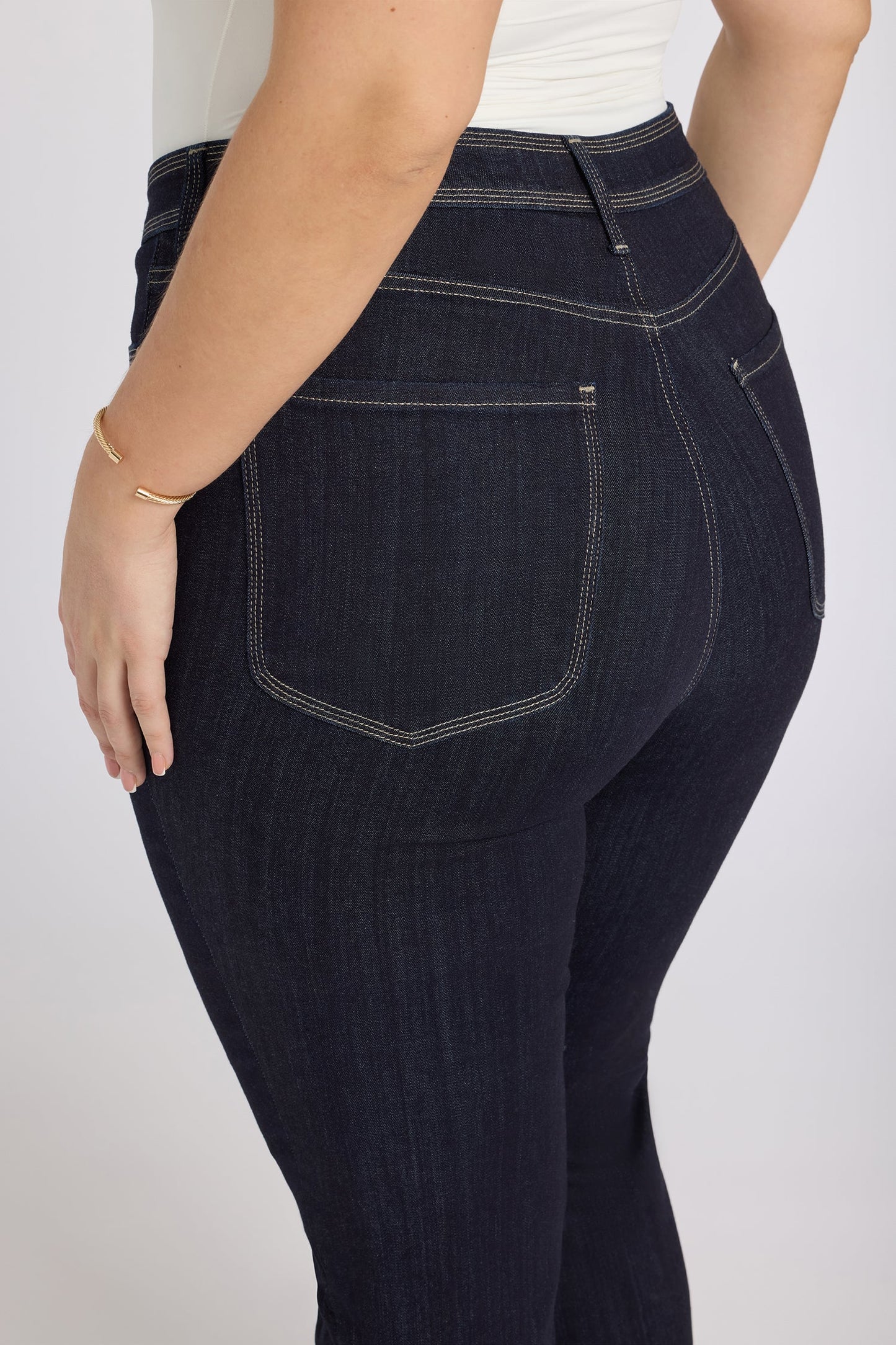 Marilyn Straight Jeans In Plus Size - Morning Tides