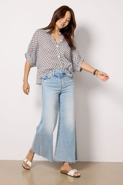 Izzy Crop