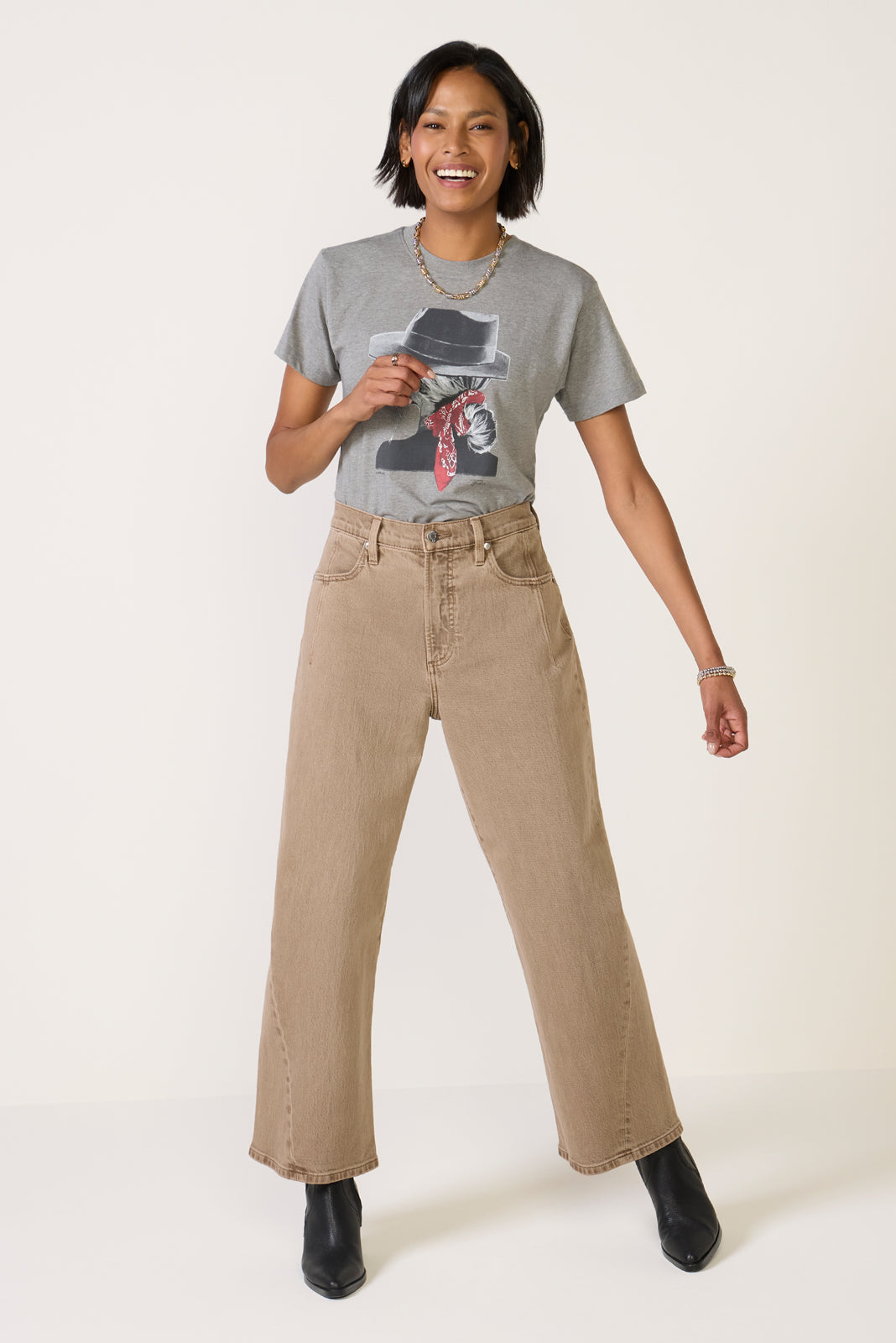 Come and Go Mushie Tee