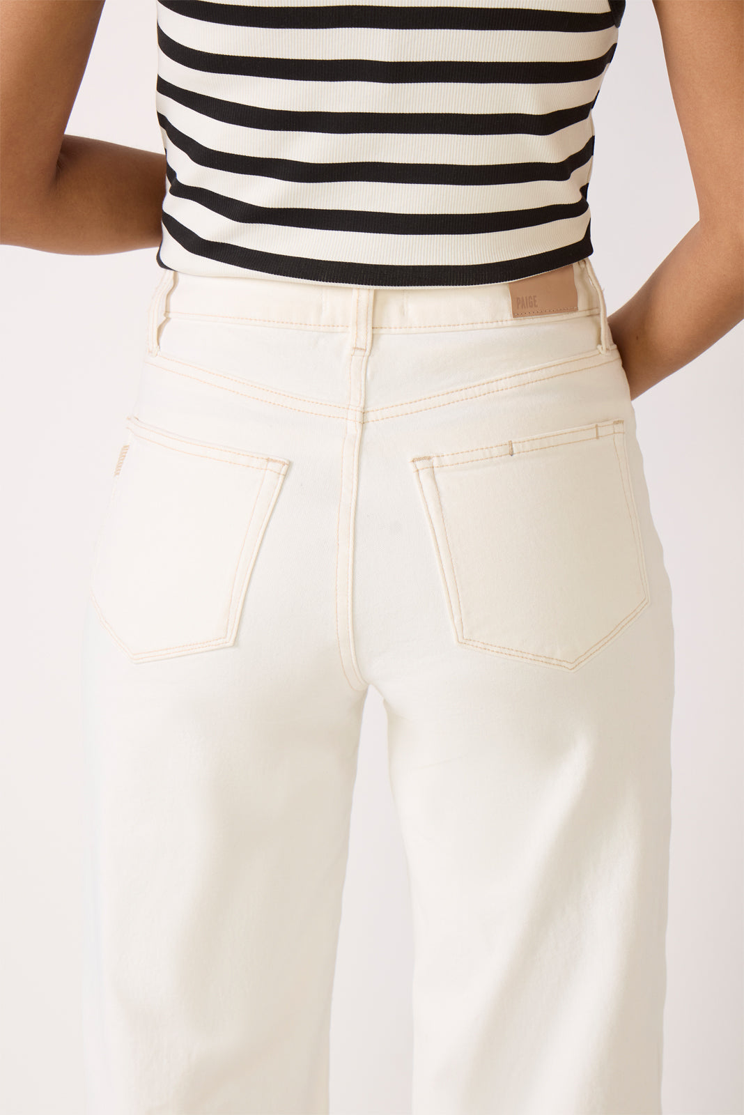 Anessa w Vintage Welt Pockets