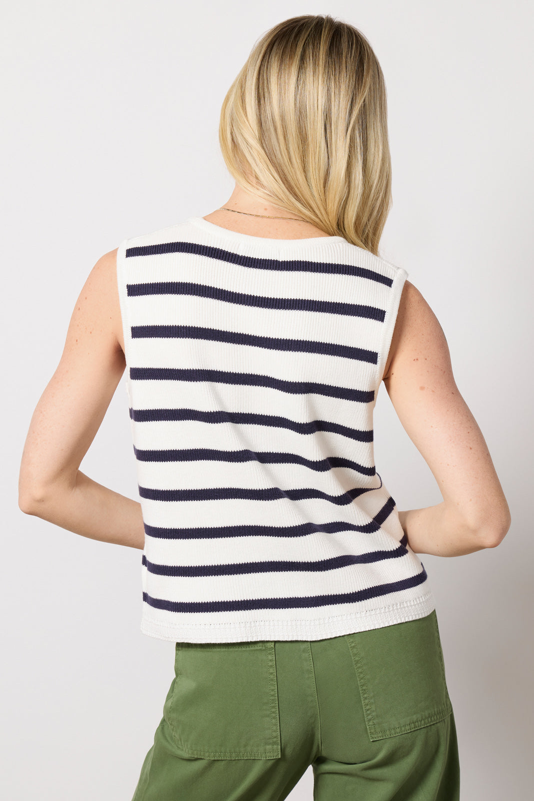 Capri Lady Like Vest