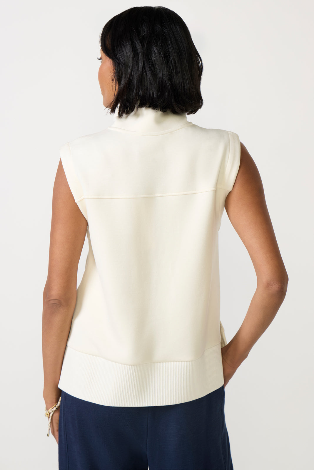 Conall Button Tank