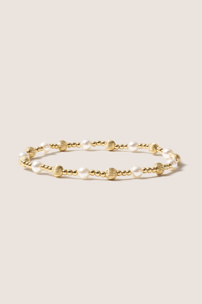 Dignity Sincerity Gold 4mm Bracelet