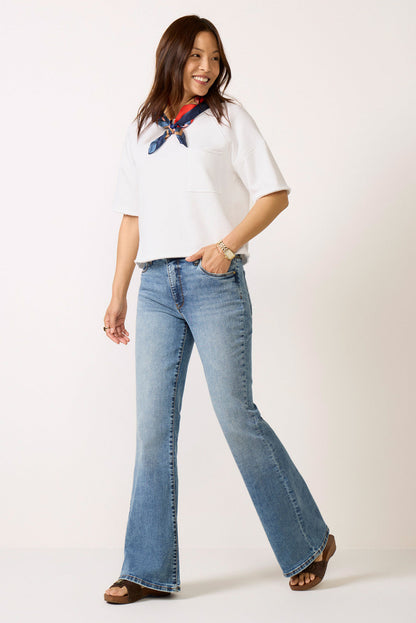 Ana Bootcut Jean