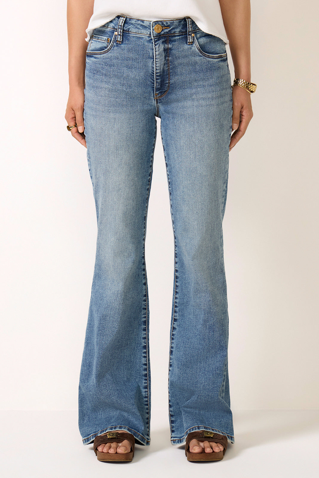 Ana Bootcut Jean
