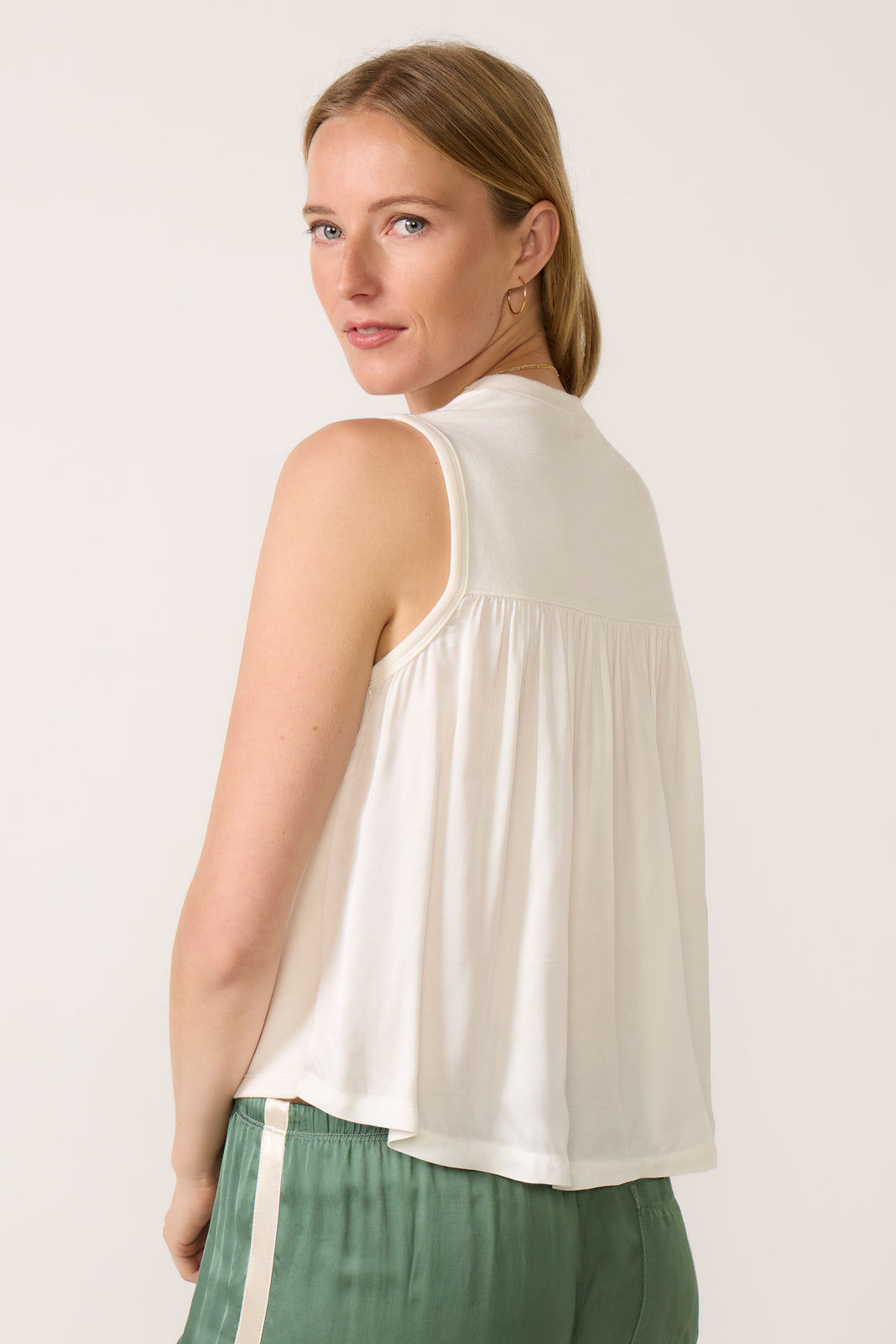 Bella Sleeveless Top
