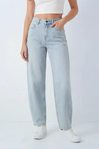 Low Rise Barrel Jean