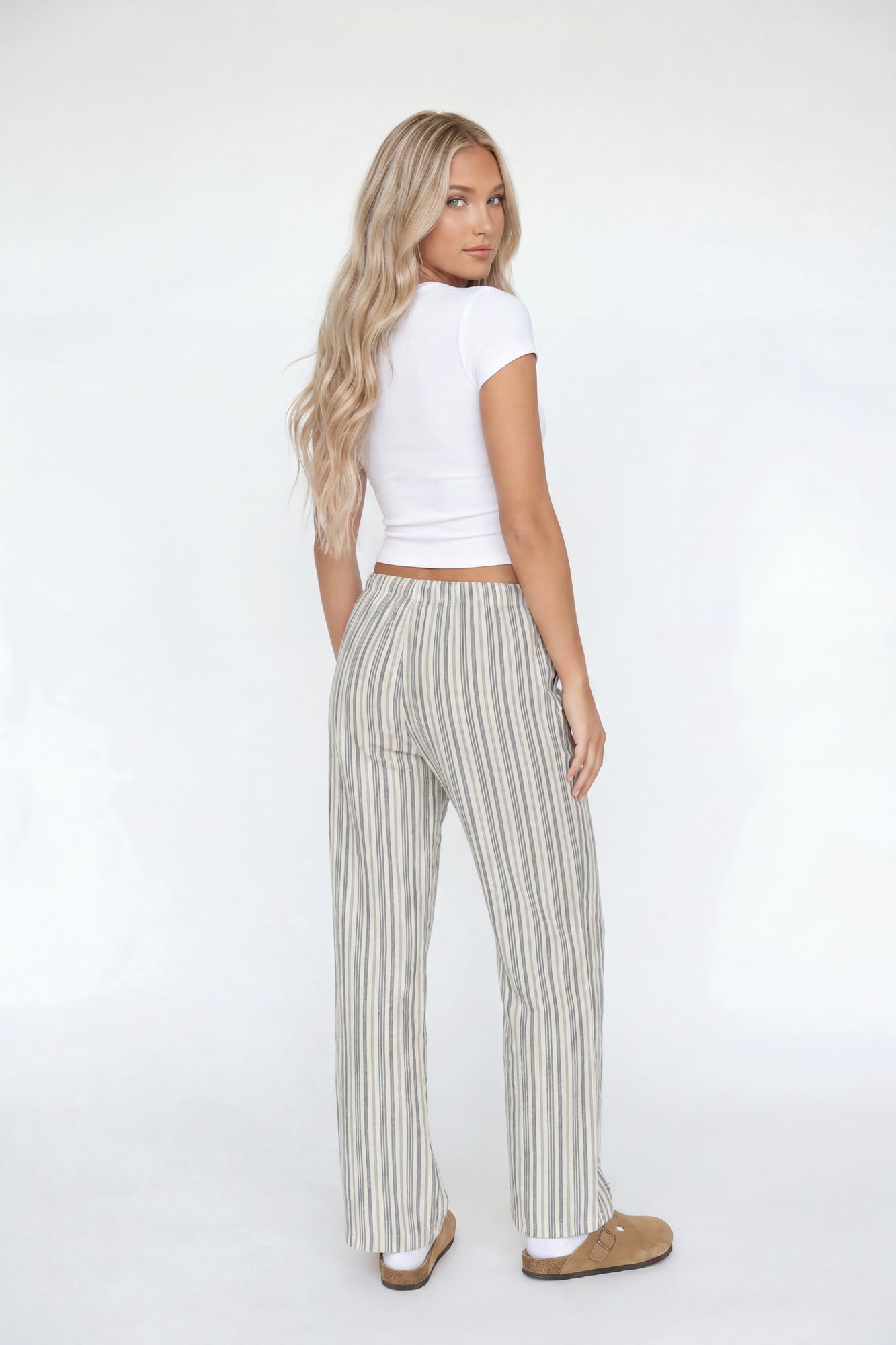 Linen-Blend Flowy Wide Leg Pant