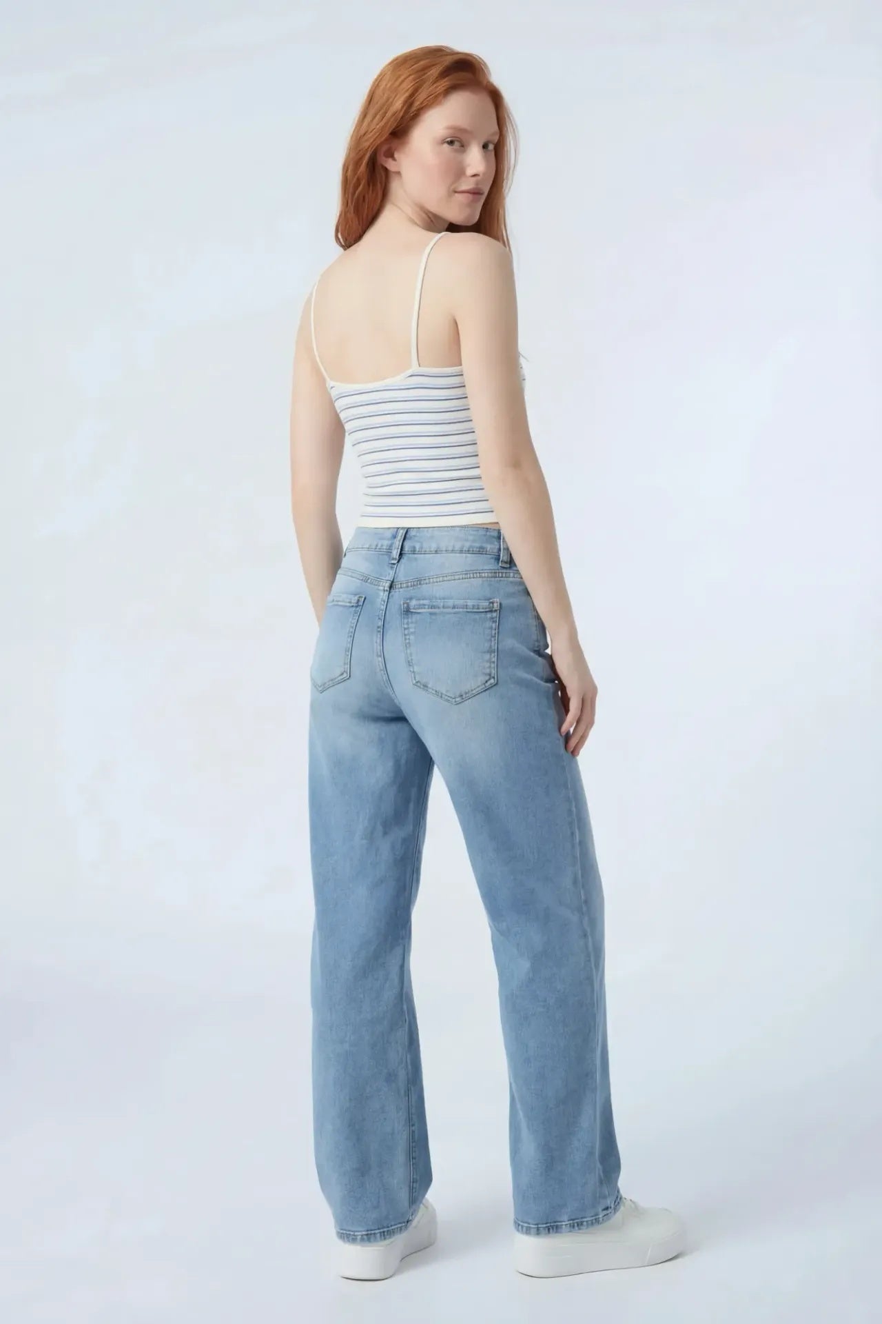 Low Rise Baggy Light Jean