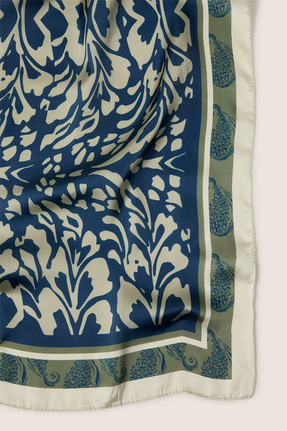 Holly Paisley Bandana
