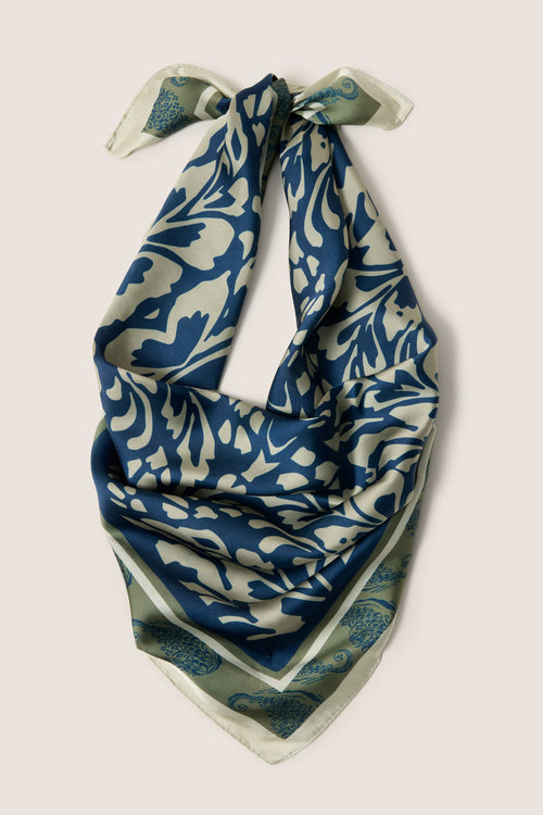 Holly Paisley Bandana