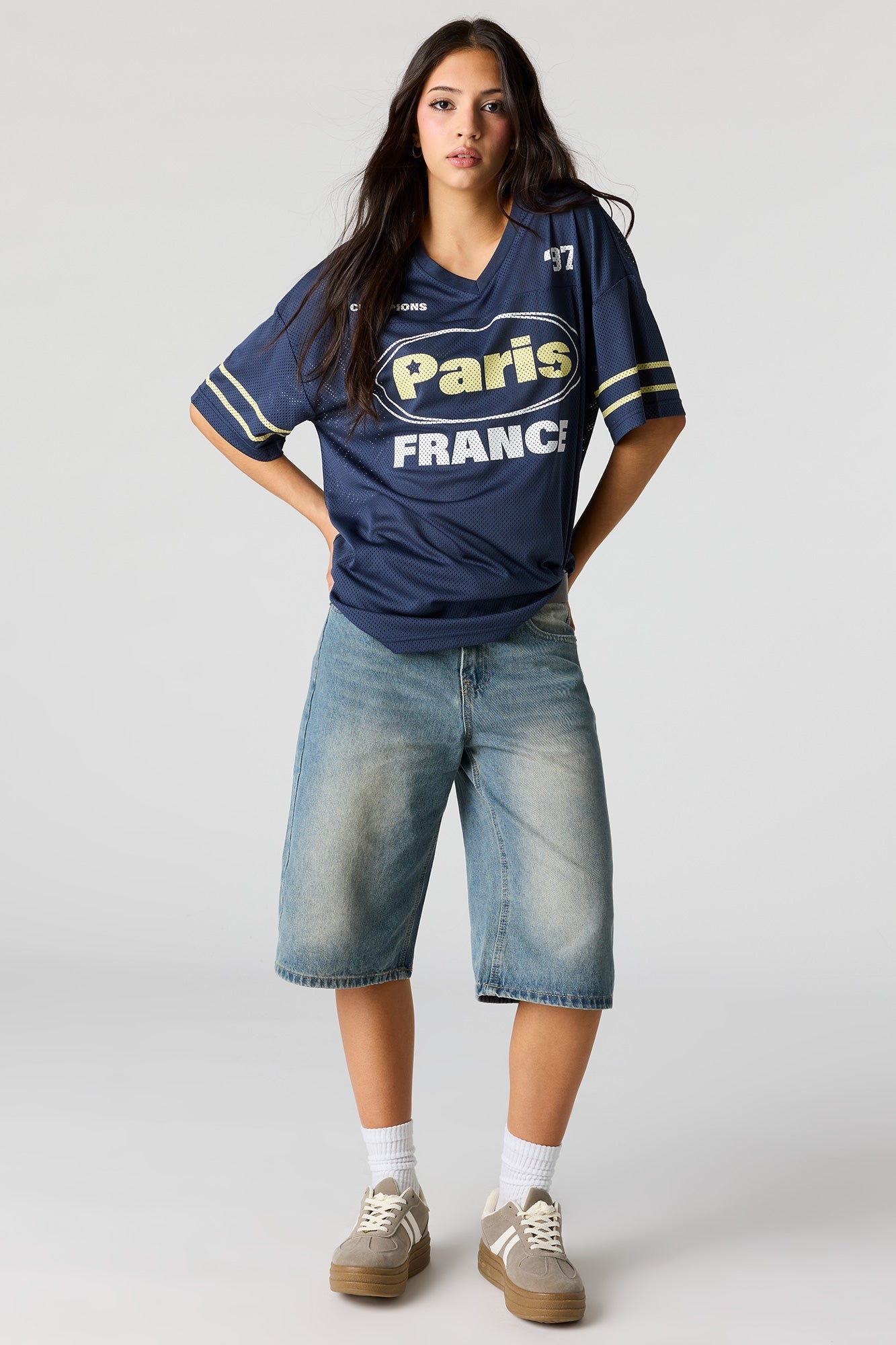 Mesh Graphic V-Neck Jersey