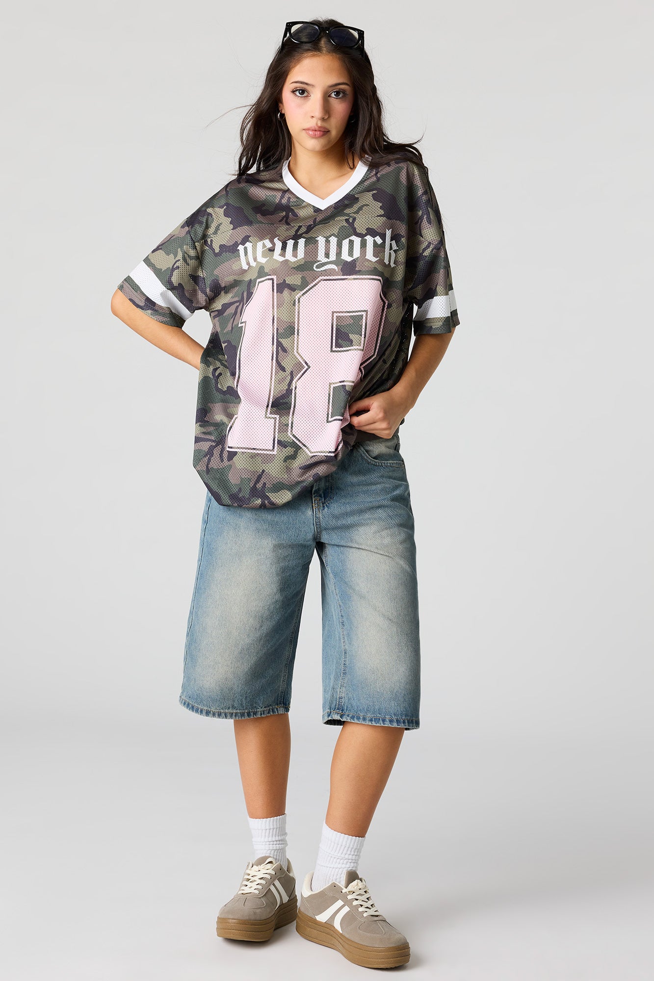 Mesh Graphic V-Neck Jersey