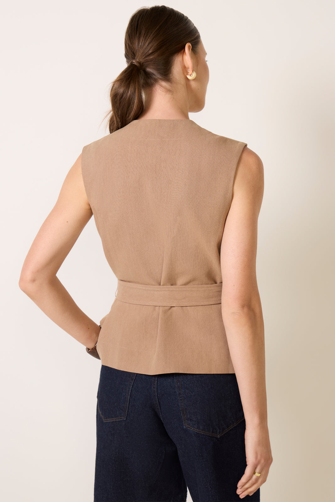 Darrien Vest
