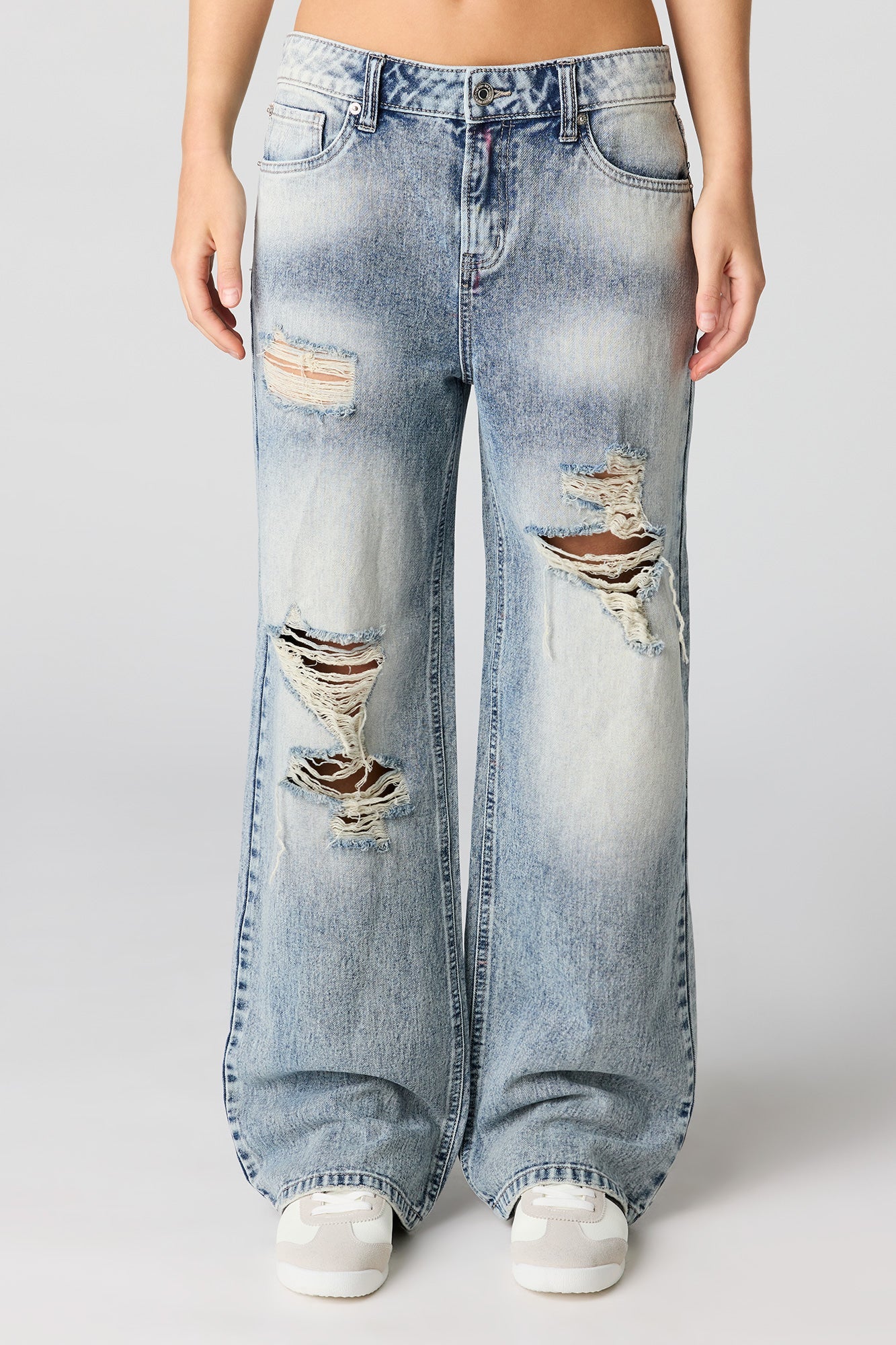 Ripped Washed Jean