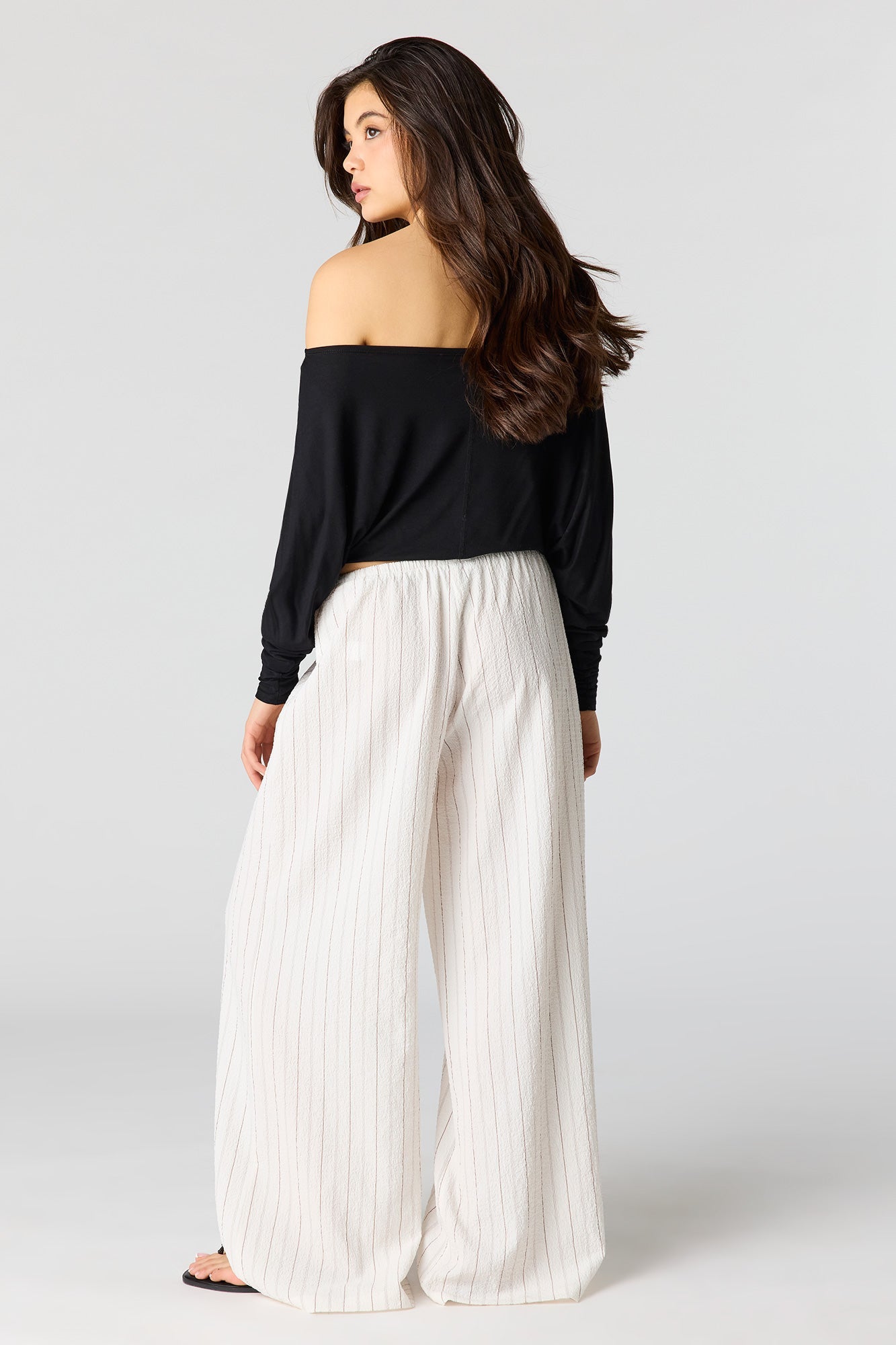 Textured Flowy Wide Leg Pant