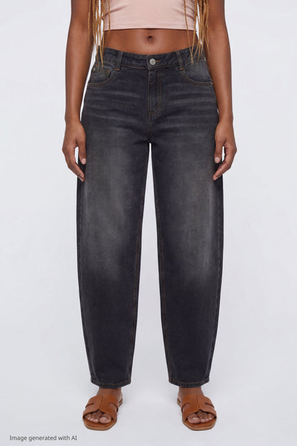 Low Rise Barrel Washed Black Jean