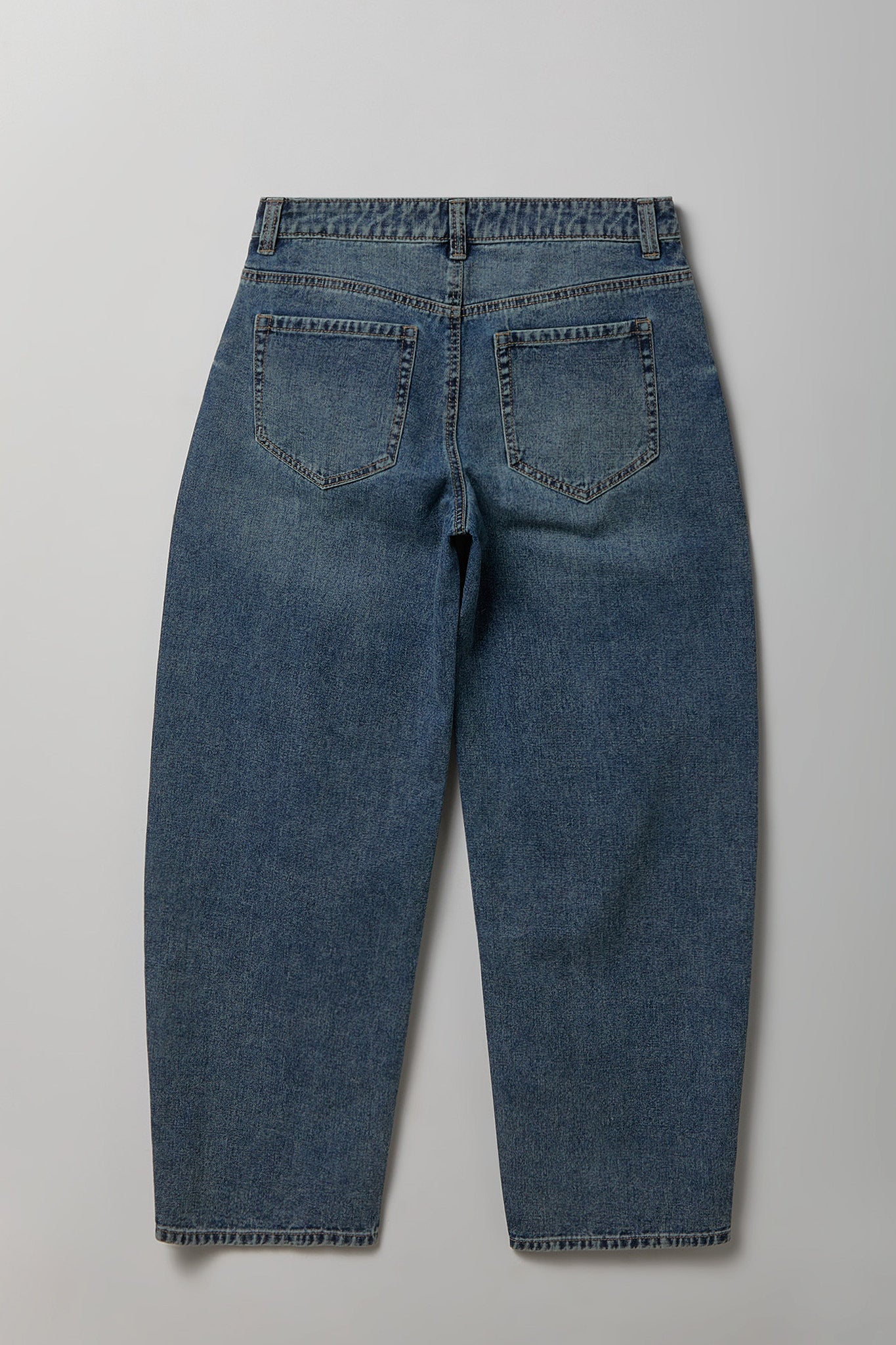 Low Rise Barrel Vintage Dark Jean