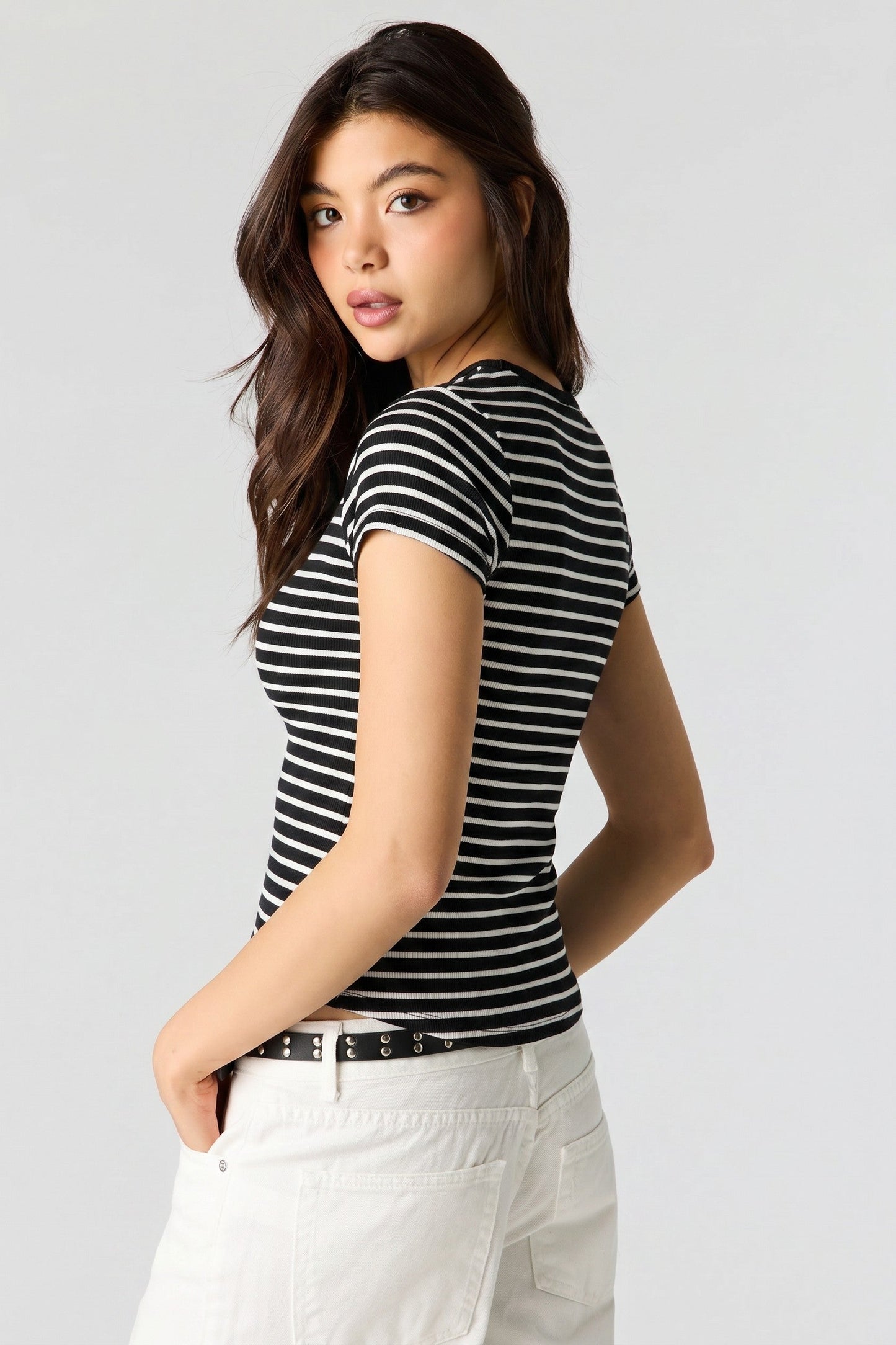 Ribbed Curved Hem T-Shirt