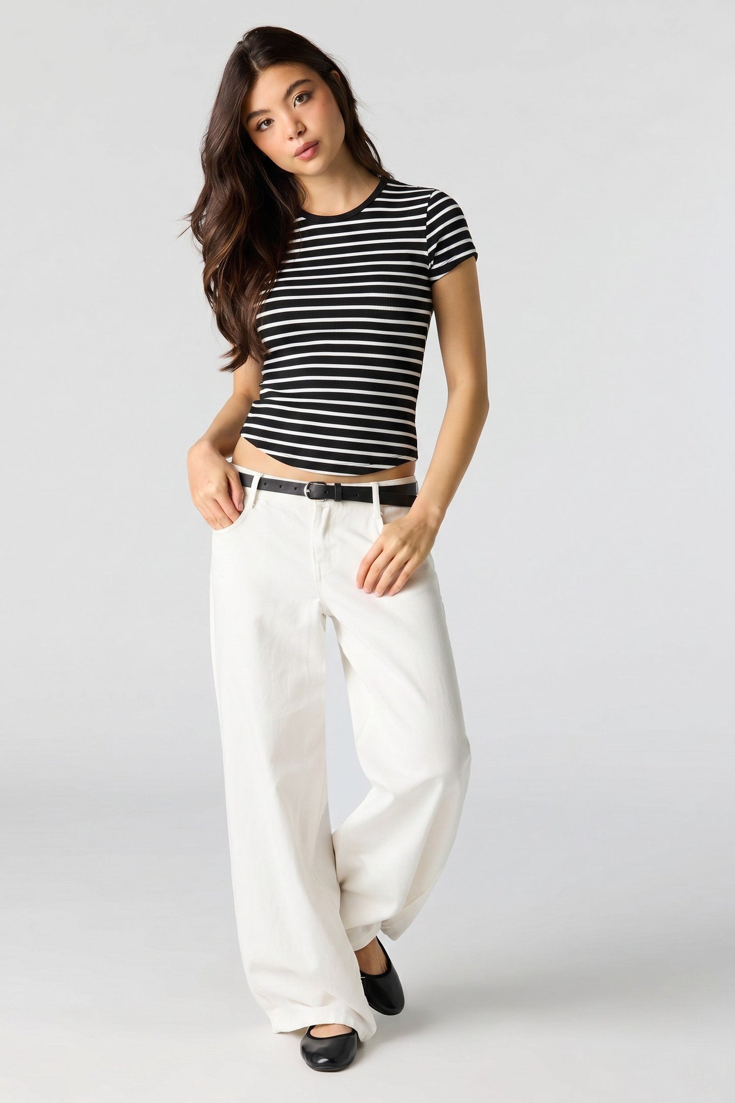 Ribbed Curved Hem T-Shirt