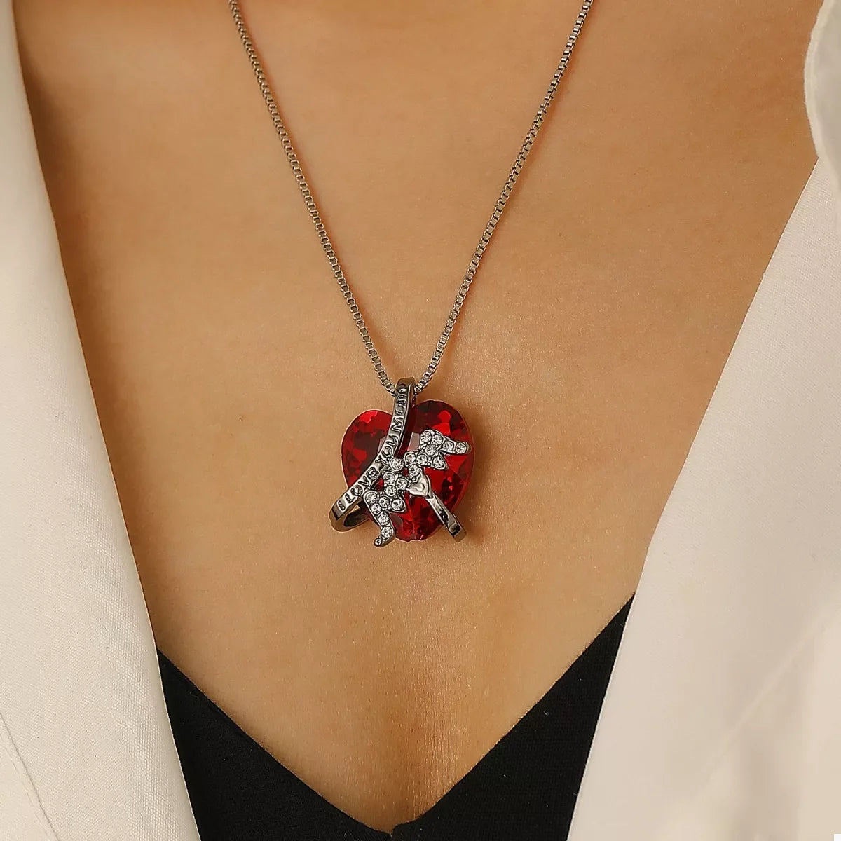 Heart-Shaped MOM Pendant Necklace