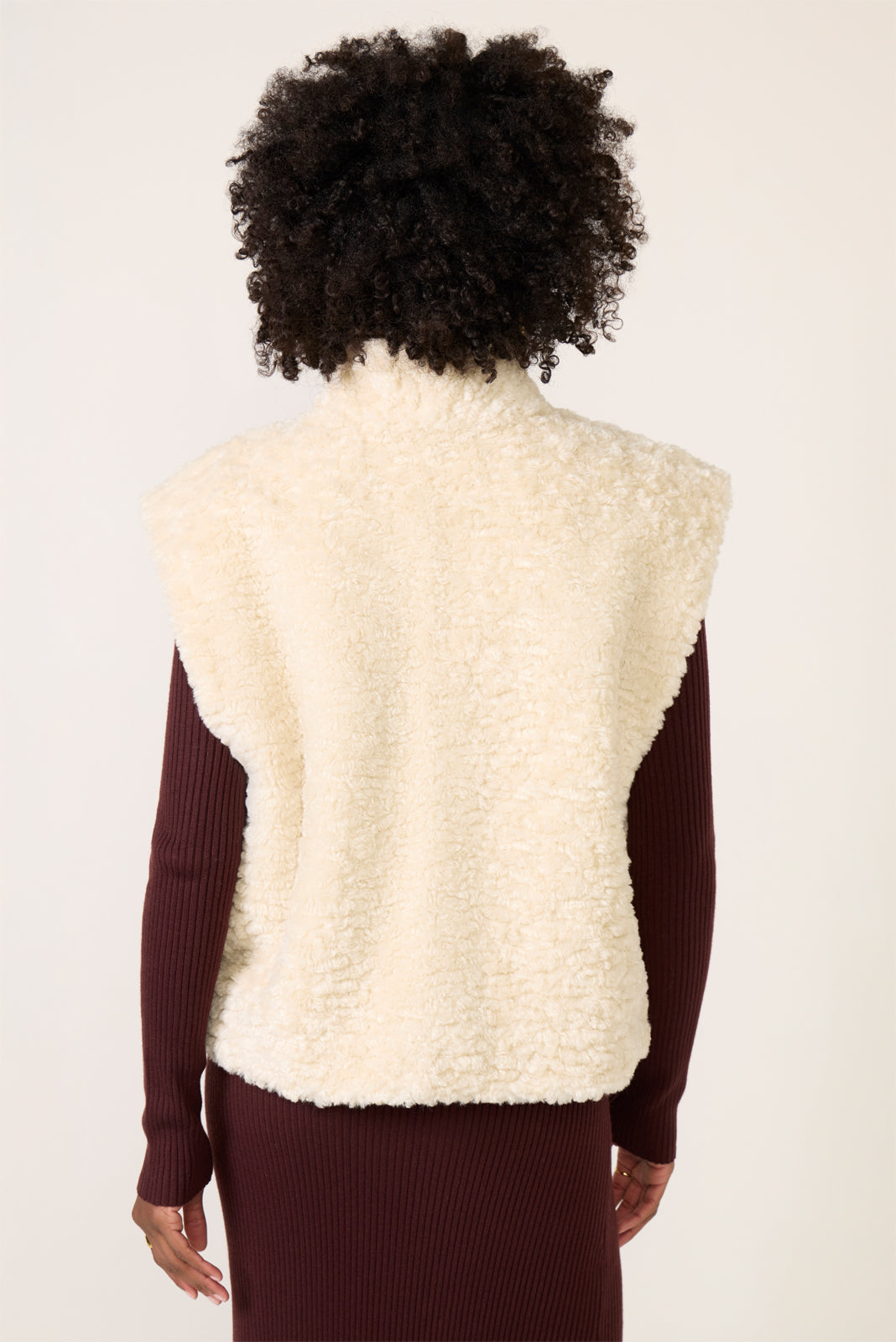 Dua Vest
