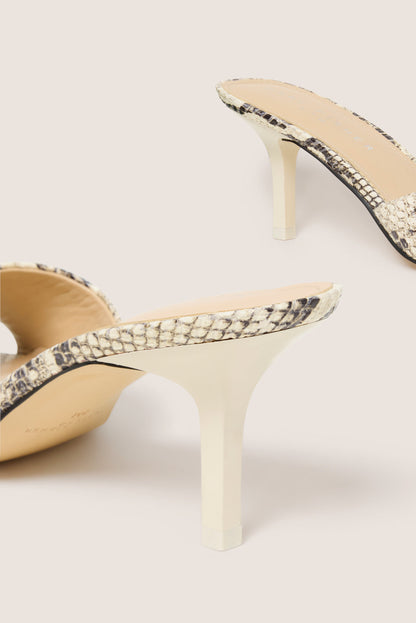 Finny Sandal