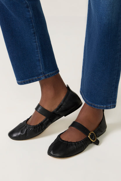 Caely Flat