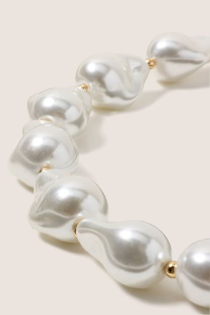 Athena Pearl Necklace