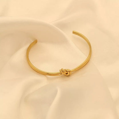 18K Gold-Plated Knot Open Bracelet