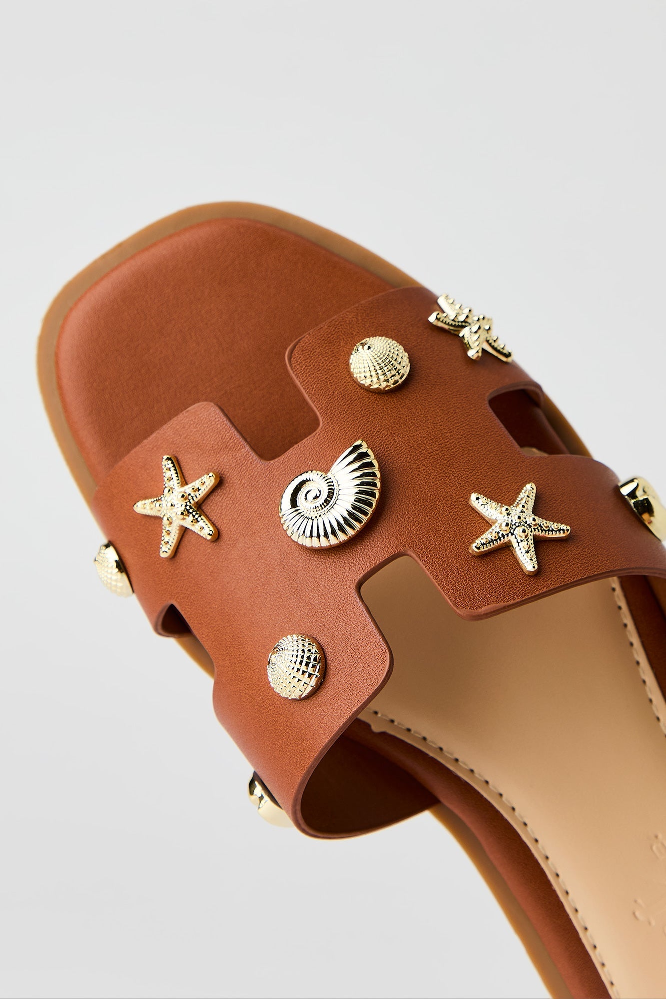 Seashell H Band Sandal