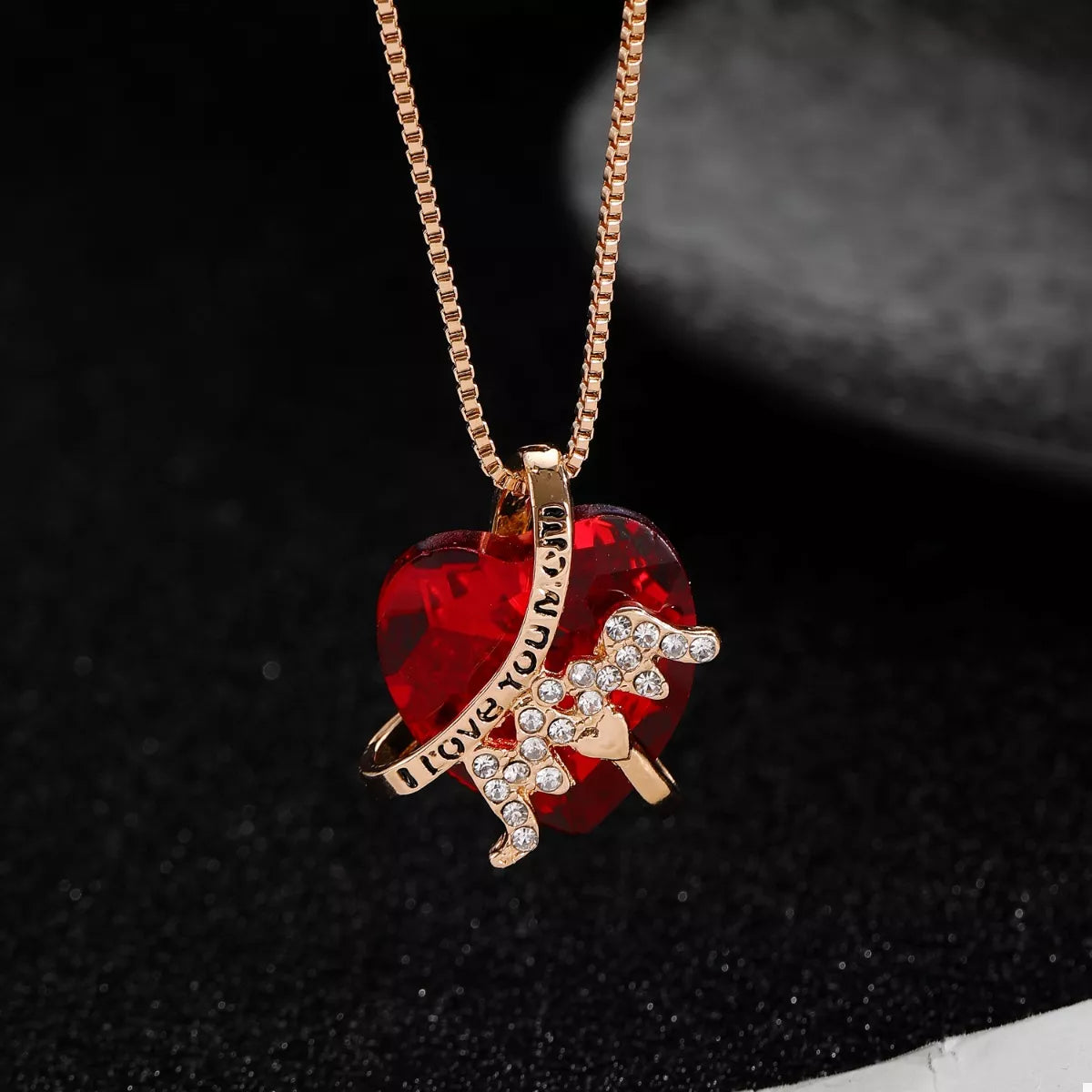 Heart-Shaped MOM Pendant Necklace