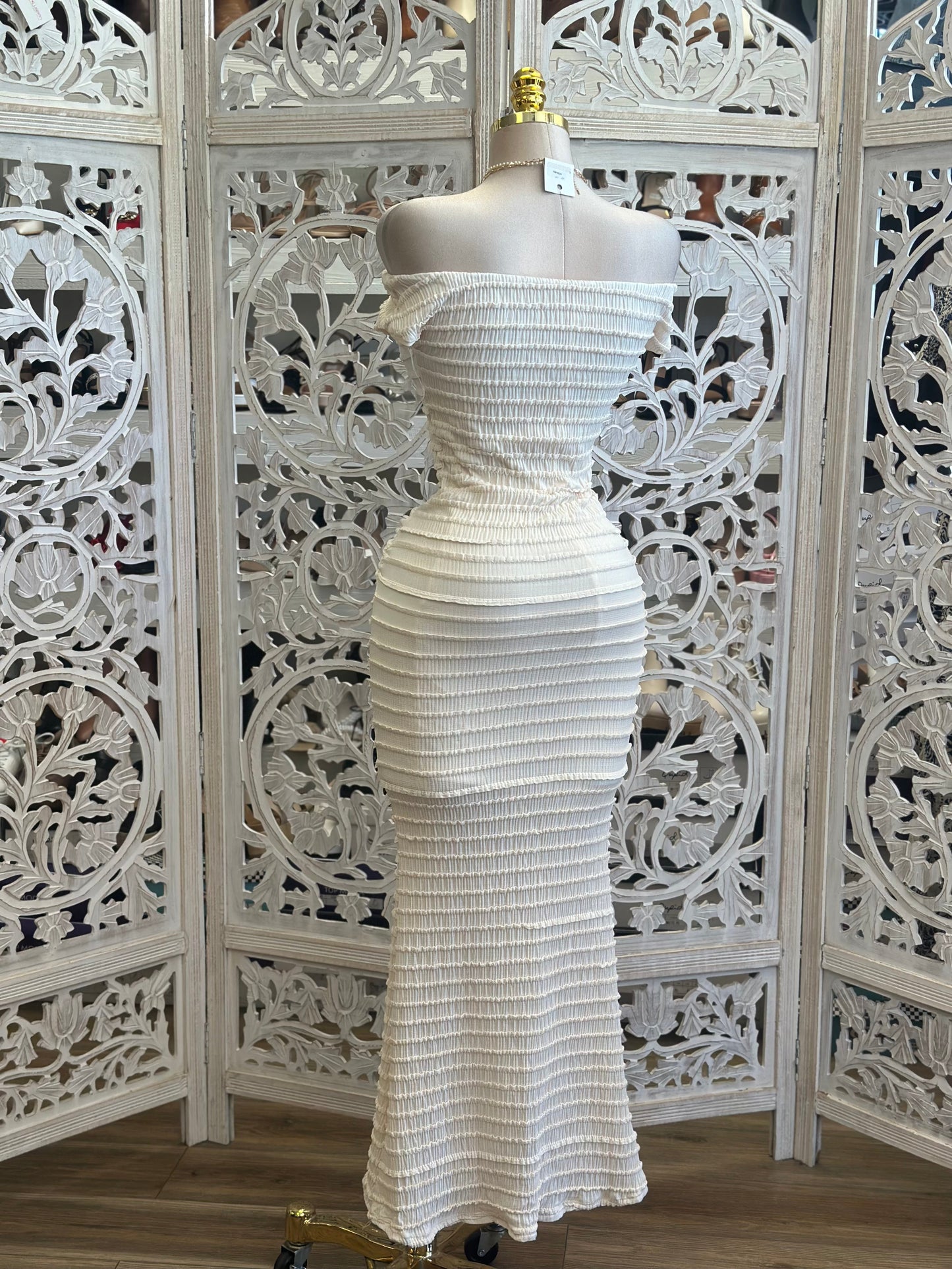 Ivory Boat Neck Mini Ruffle Shell Dress- Slightly Stretchy, Estira Poco