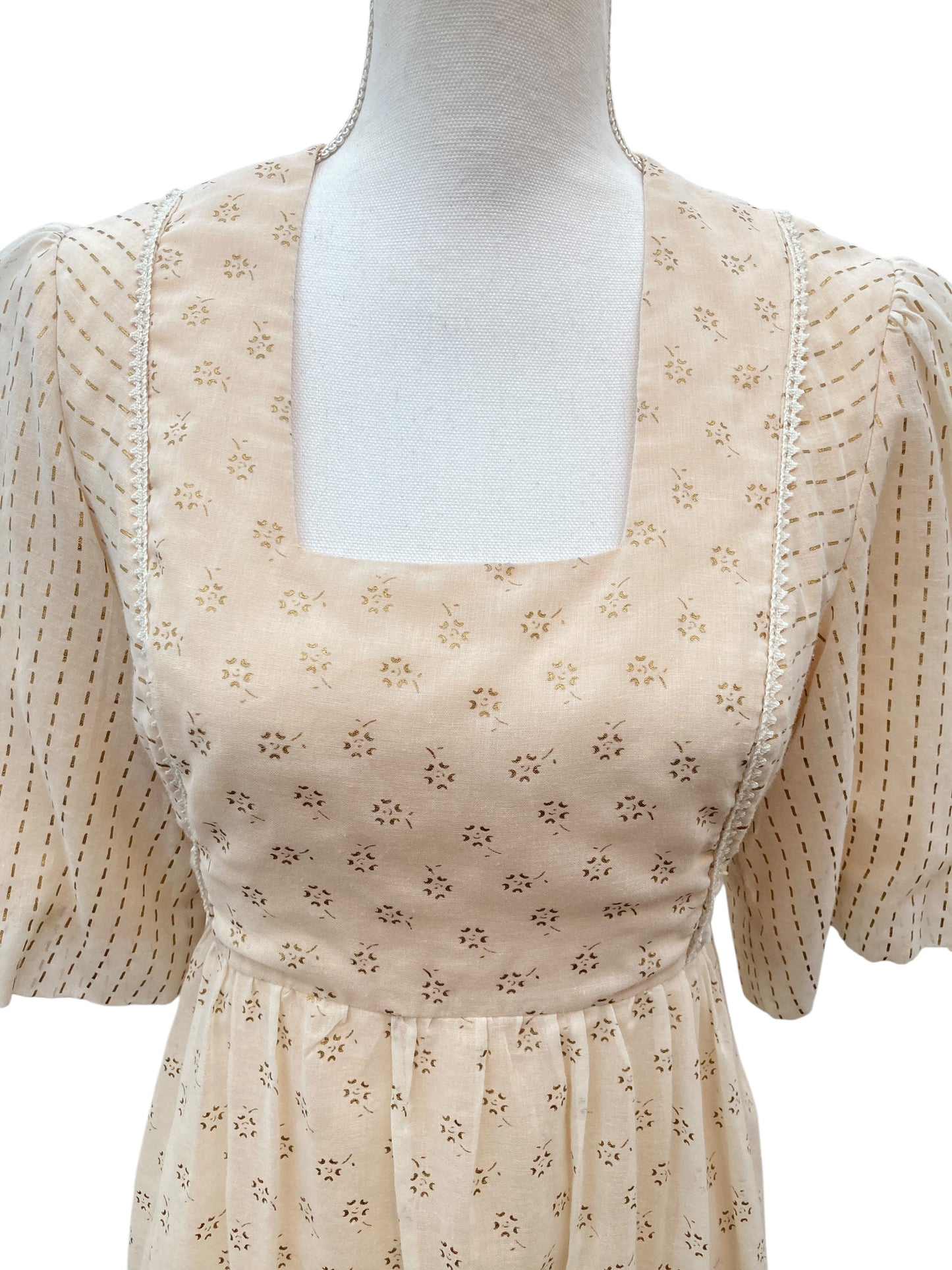 Vintage Summer Party Dress in Ivory/Gold Print, S/M