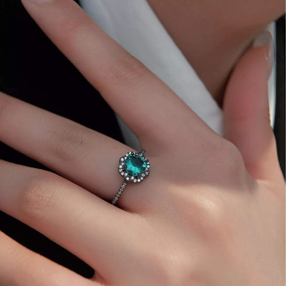 925 Sterling Silver Zircon Minimalist Ring