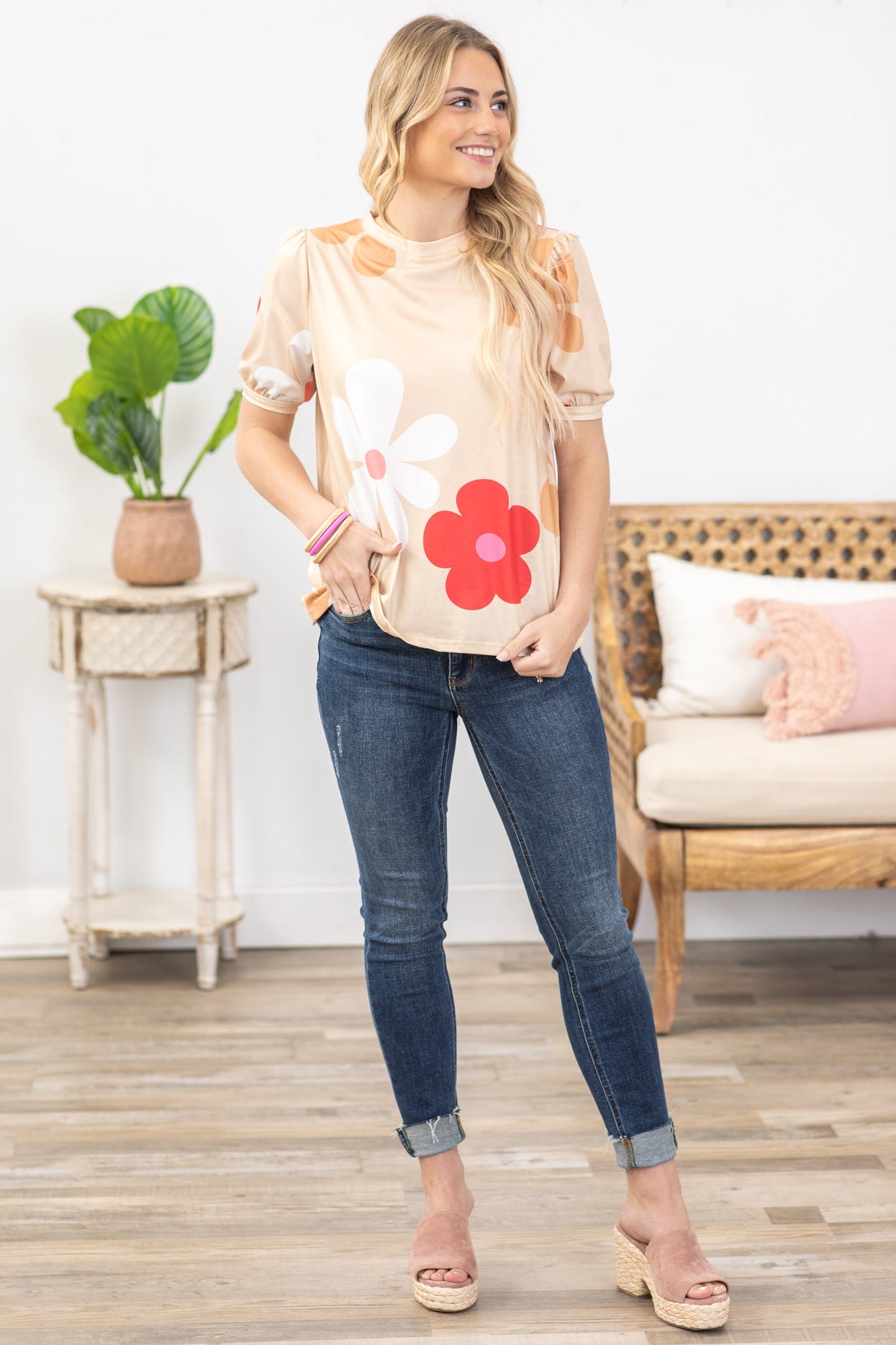 Beige Floral Bubble Short Sleeve Knit Top