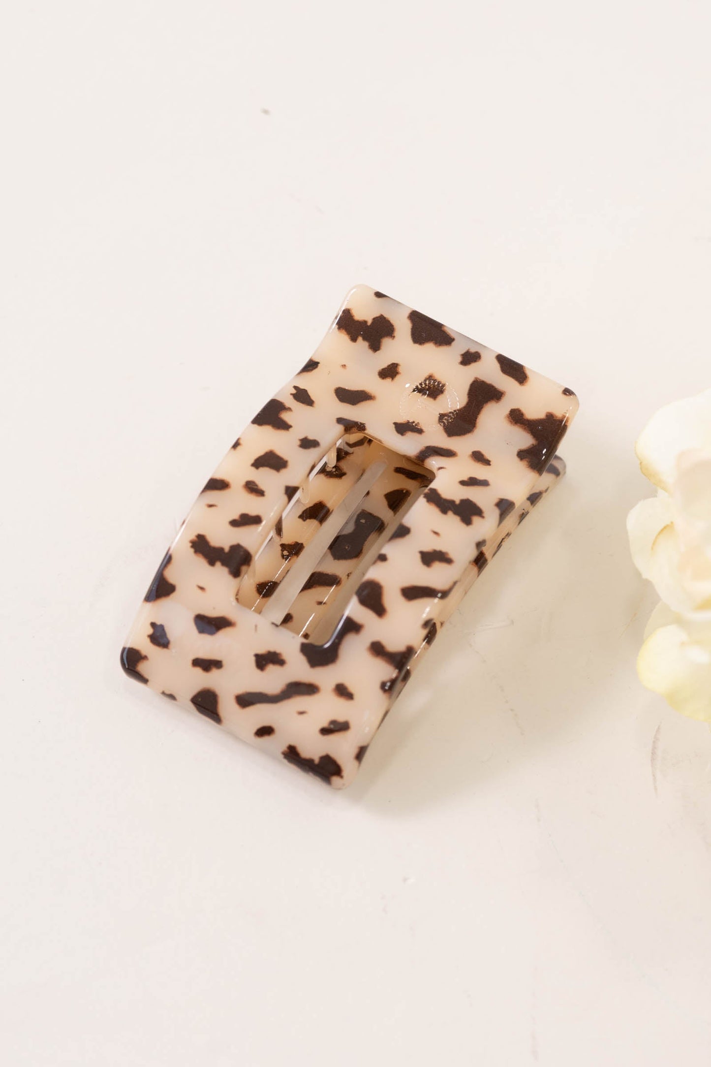 Blonde Tortoise Flat Rectangle Hair Clip