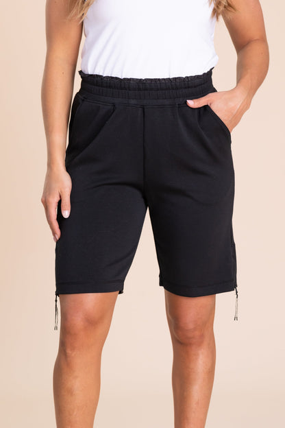 Black Model-Blend Boyfriend Fit Shorts