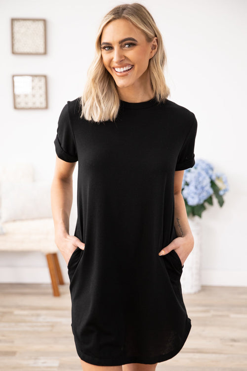 Black Short Sleeve Knit Dress with Pockets