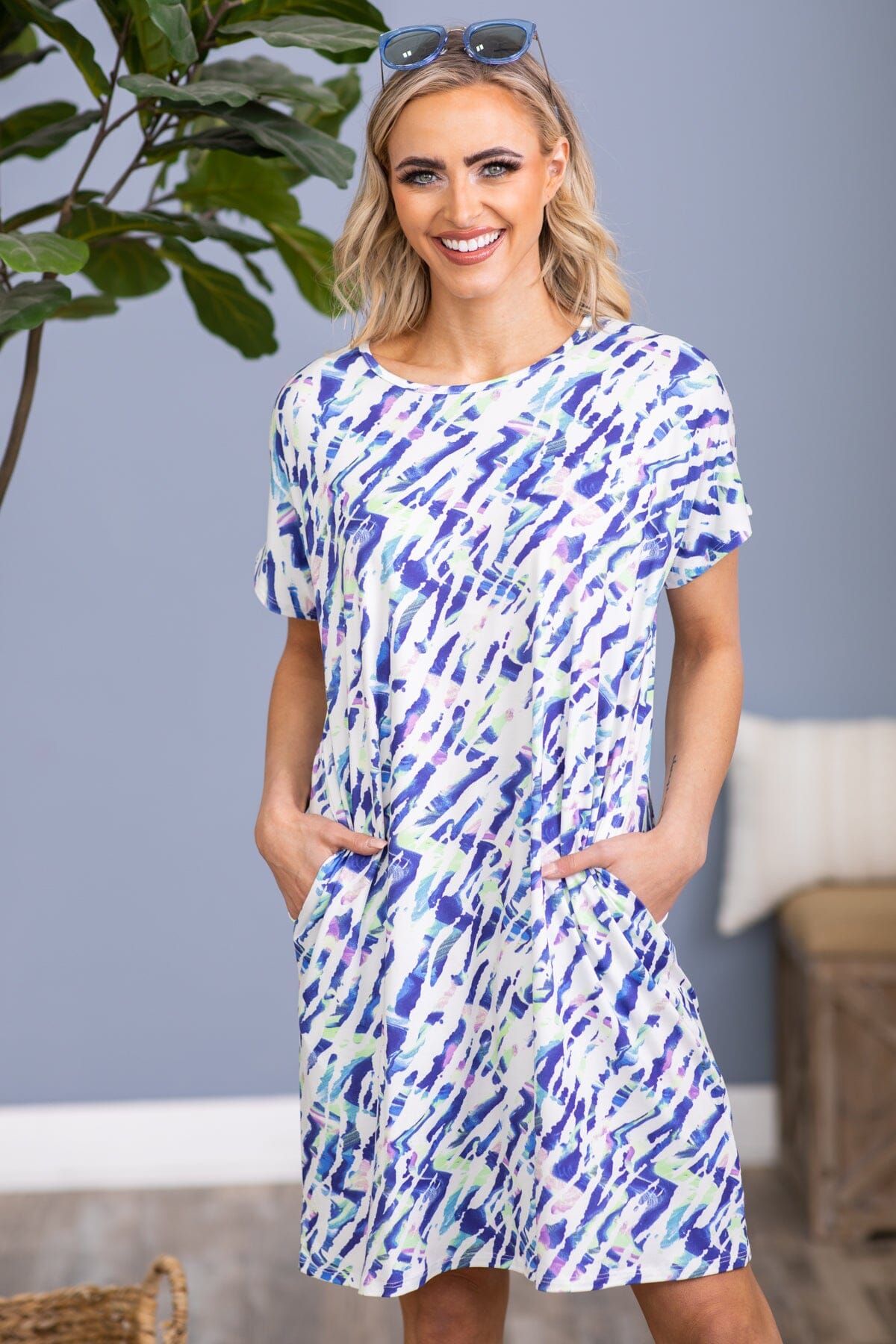 Blue Abstract Print Short Sleeve Dress